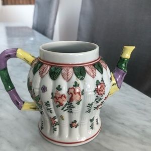 Antique 1905  Dresden Porcelain Teapot
4-1/4”x 5-1/2”  Hand Decorated No Lid